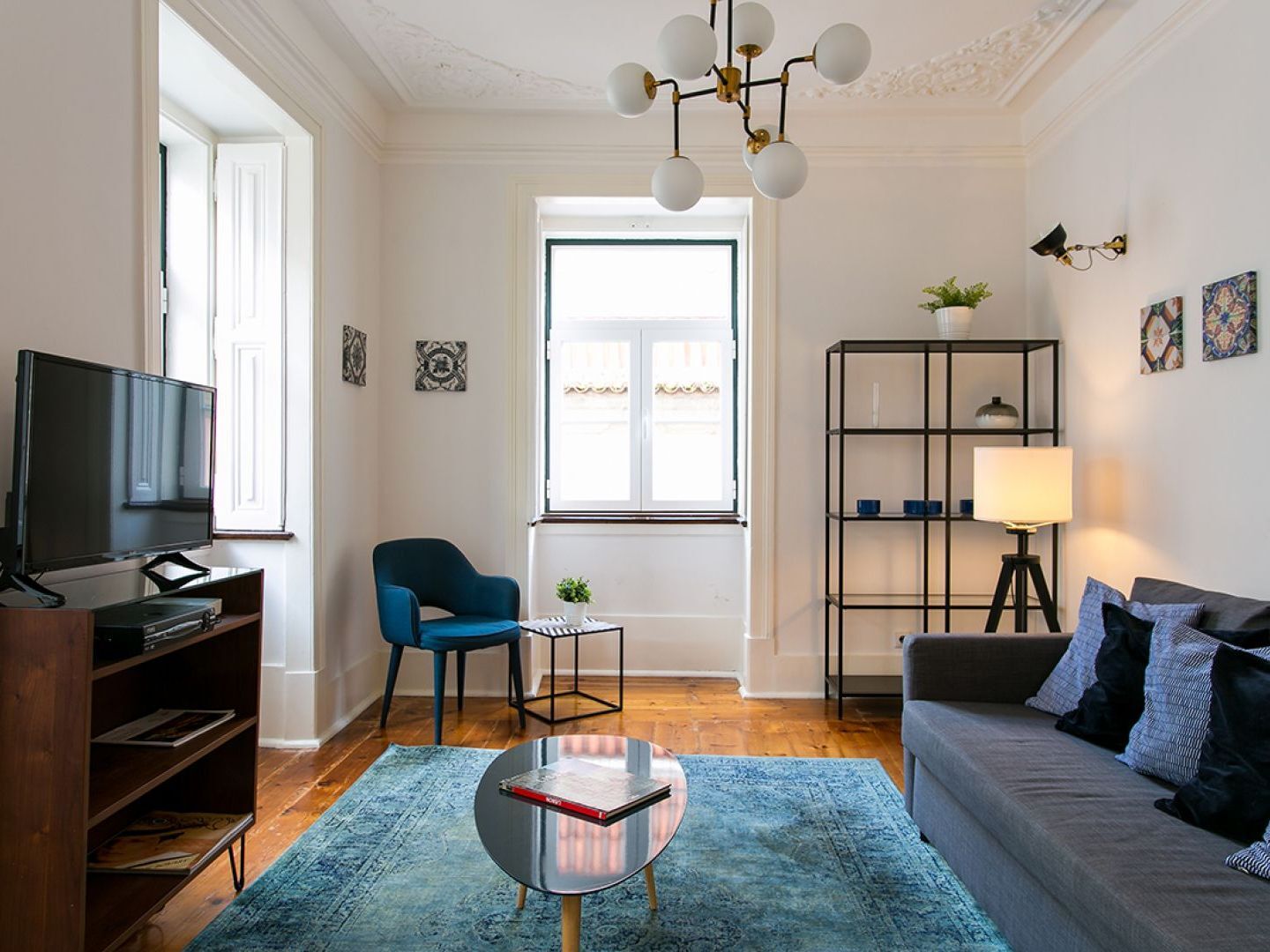 Joivy Splendid 2Br Flat In Bairro Alto, Nearby Luis De Camoes Square Apartment Lisbon Luaran gambar